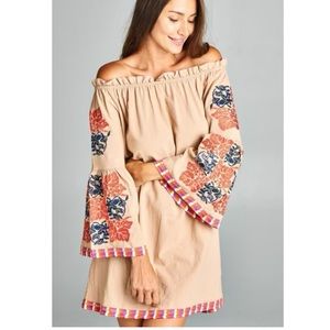 NWT!! Boho Embroidered Tunic